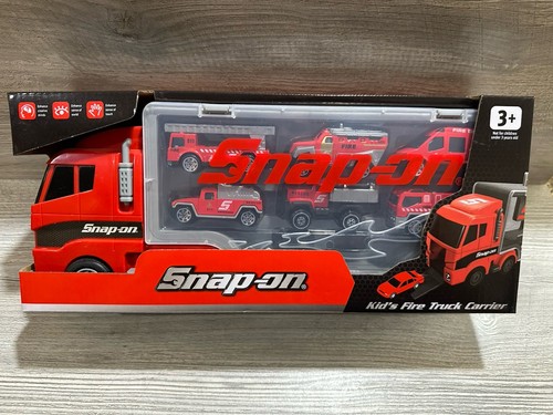 Snap tools kids fire truck - on,