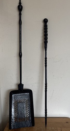 Antique iron ash - ash, shovel